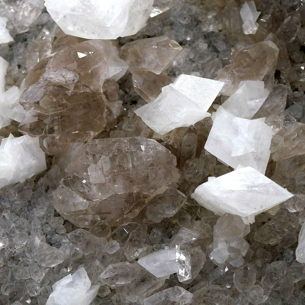 Thumbnail: Smoky quartz diaper, Adular – Maderanertal, Uri, Switzerland