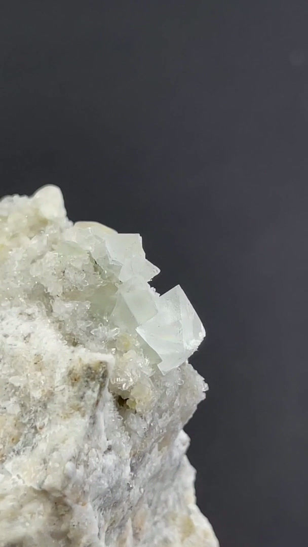 Thumbnail: Fluorit, Calcit – Kara-Oba, Betpak-Dala, Karaganda, Kasachstan