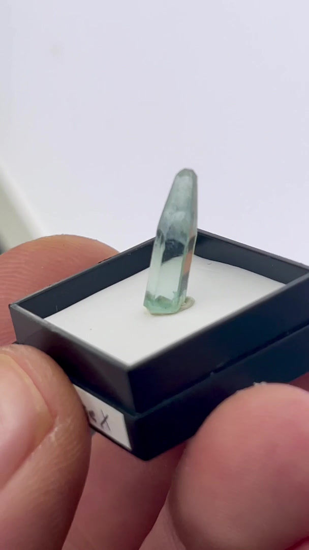 Thumbnail: Aquamarine – Mimoso do Sul, Espirito Santo, Brazil