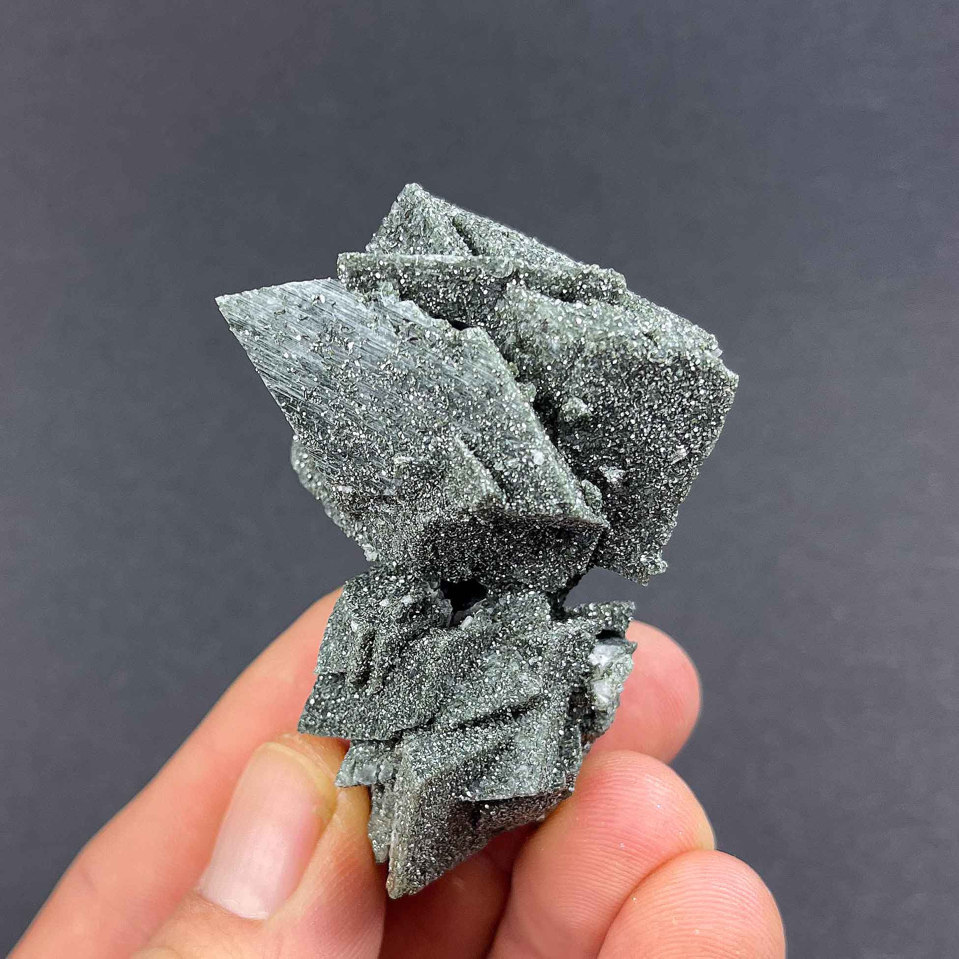 Adulara with chlorite - Fibbia, St. Gotthard, Switzerland