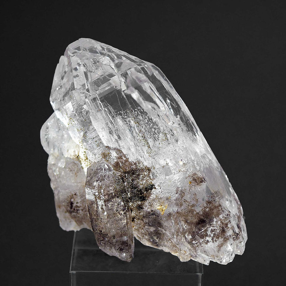 Thumbnail: Quartz crystal double terminated with chlorite - Rauris, Austria