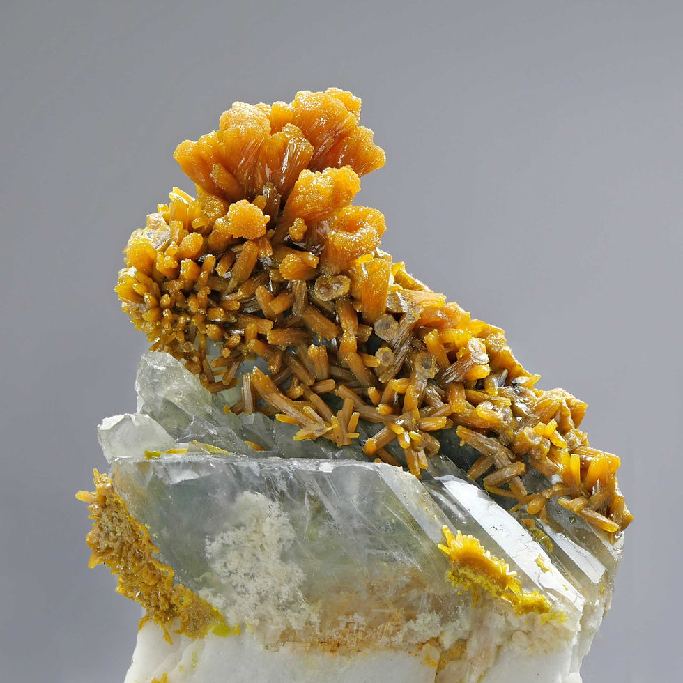 Thumbnail: Pyromorphite on Barite - Mine des Farges, Correze, France