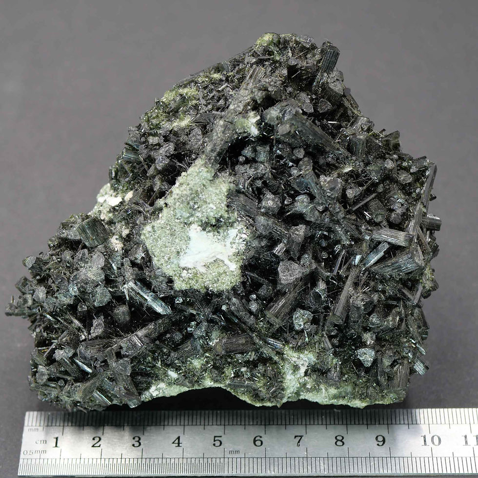 Thumbnail: Tourmaline – Minas Gerais, Brazil