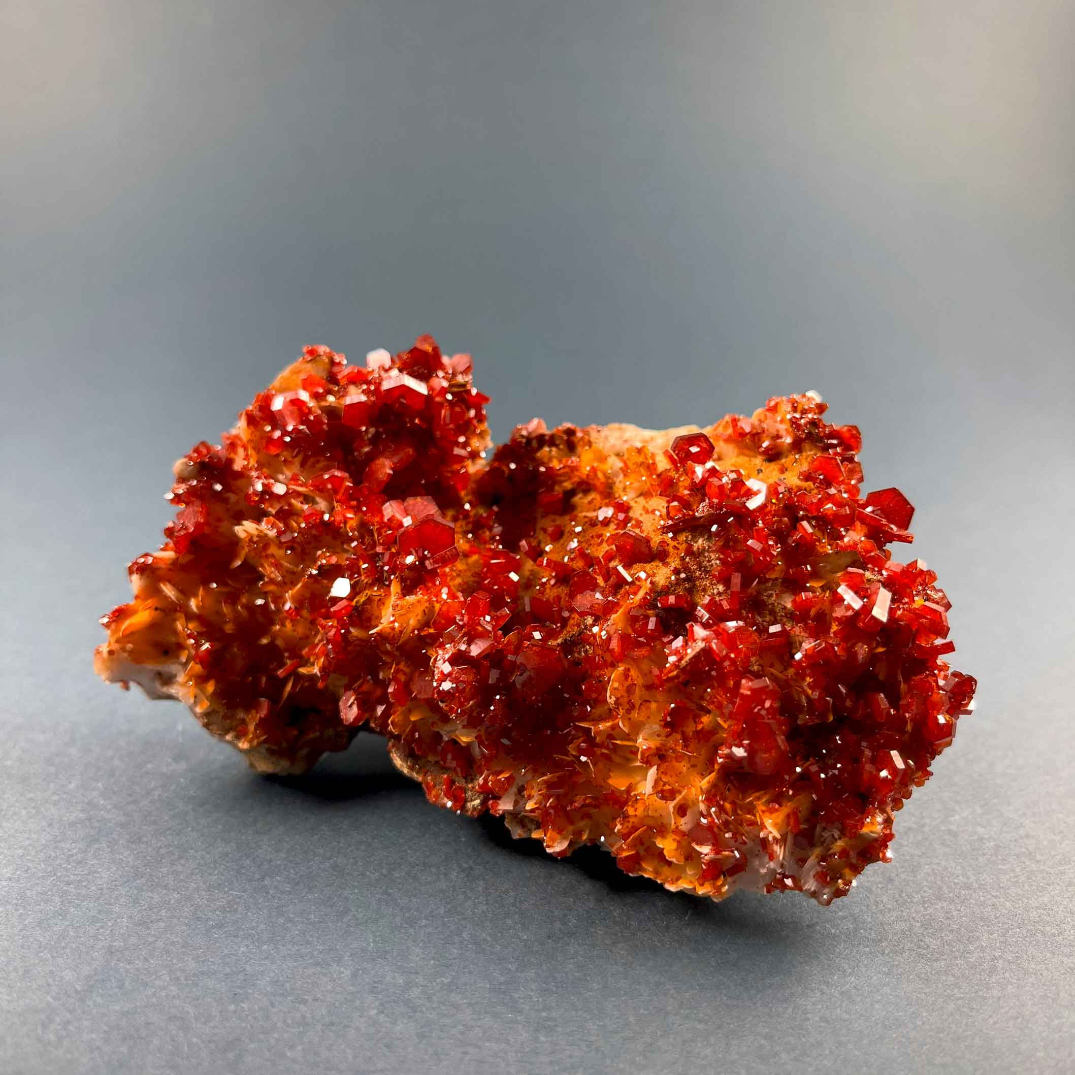Vanadinite on barite - Mibladen, Morocco