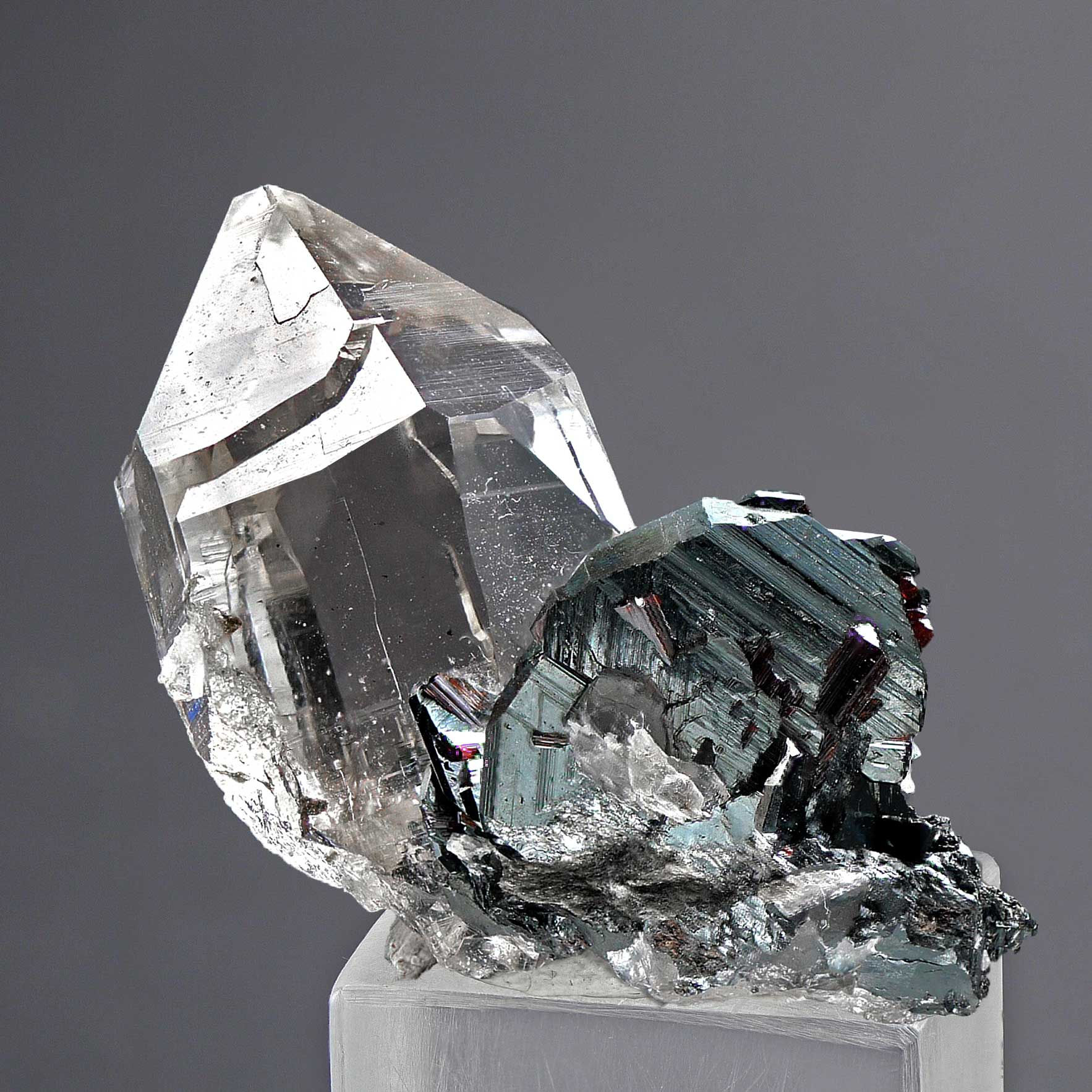Hematite, Rutile on Quartz – Cavradi Gorge, Graubünden, Switzerland