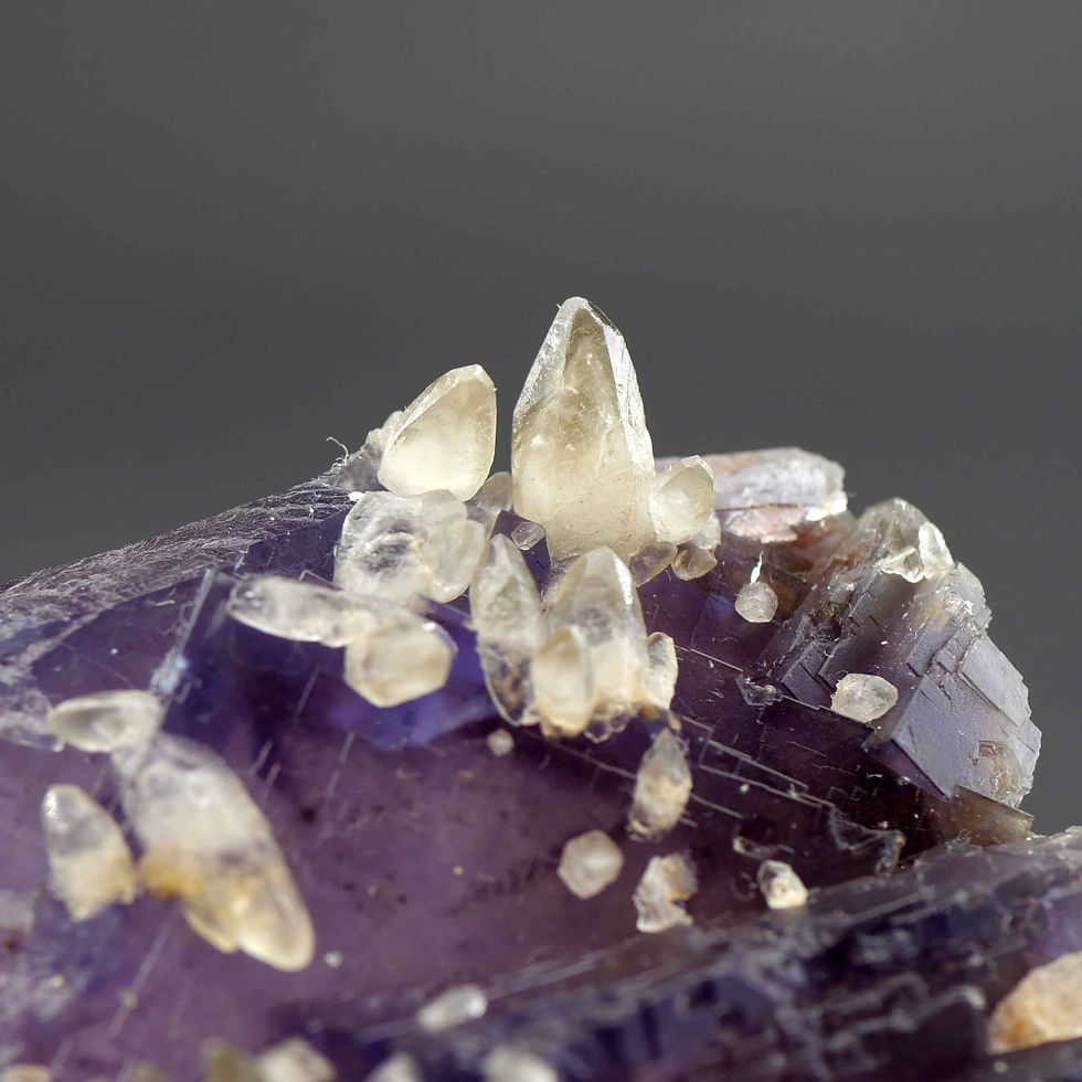 Thumbnail: Fluorite, Calcite - Kharan, Balochistan, Pakistan