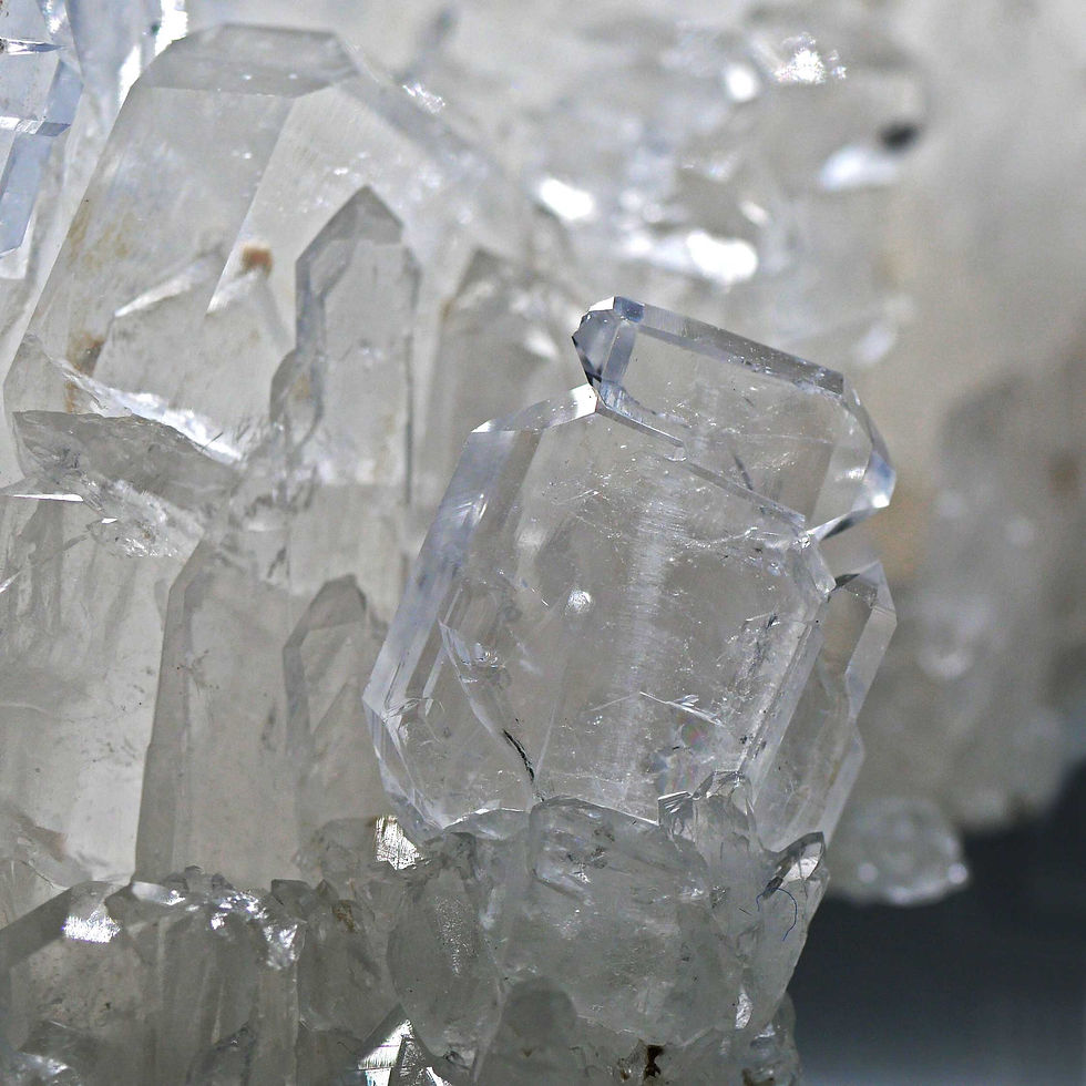 Thumbnail: Faden Quartz – Piz Beverin, Grisons, Switzerland