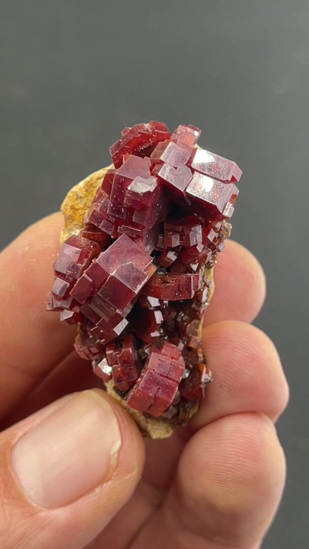 Thumbnail: Vanadinite – Mibladen, Midelt, Draa-Tafilalet, Morocco