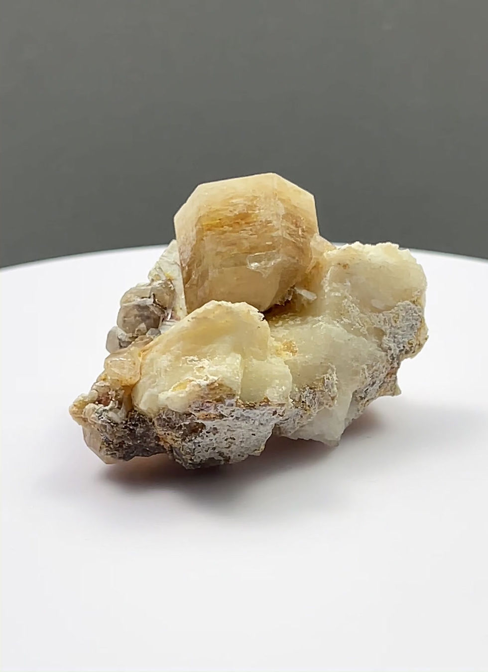Miniaturbild: Fluorapatit – Turmiq, Skardu-District, Baltistan, Pakistan