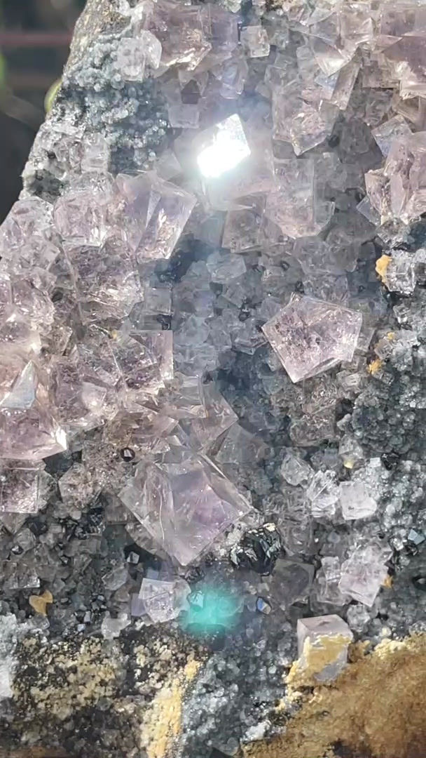 Thumbnail: Fluorite, Sphalerite - Diana Vein, Allenheads (Beaumont) Mine, England