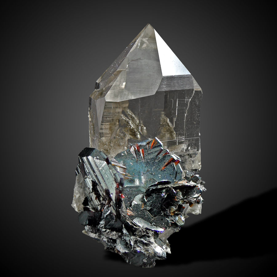 Thumbnail: Hematite, Rutile on Quartz – Cavradi Gorge, Graubünden, Switzerland