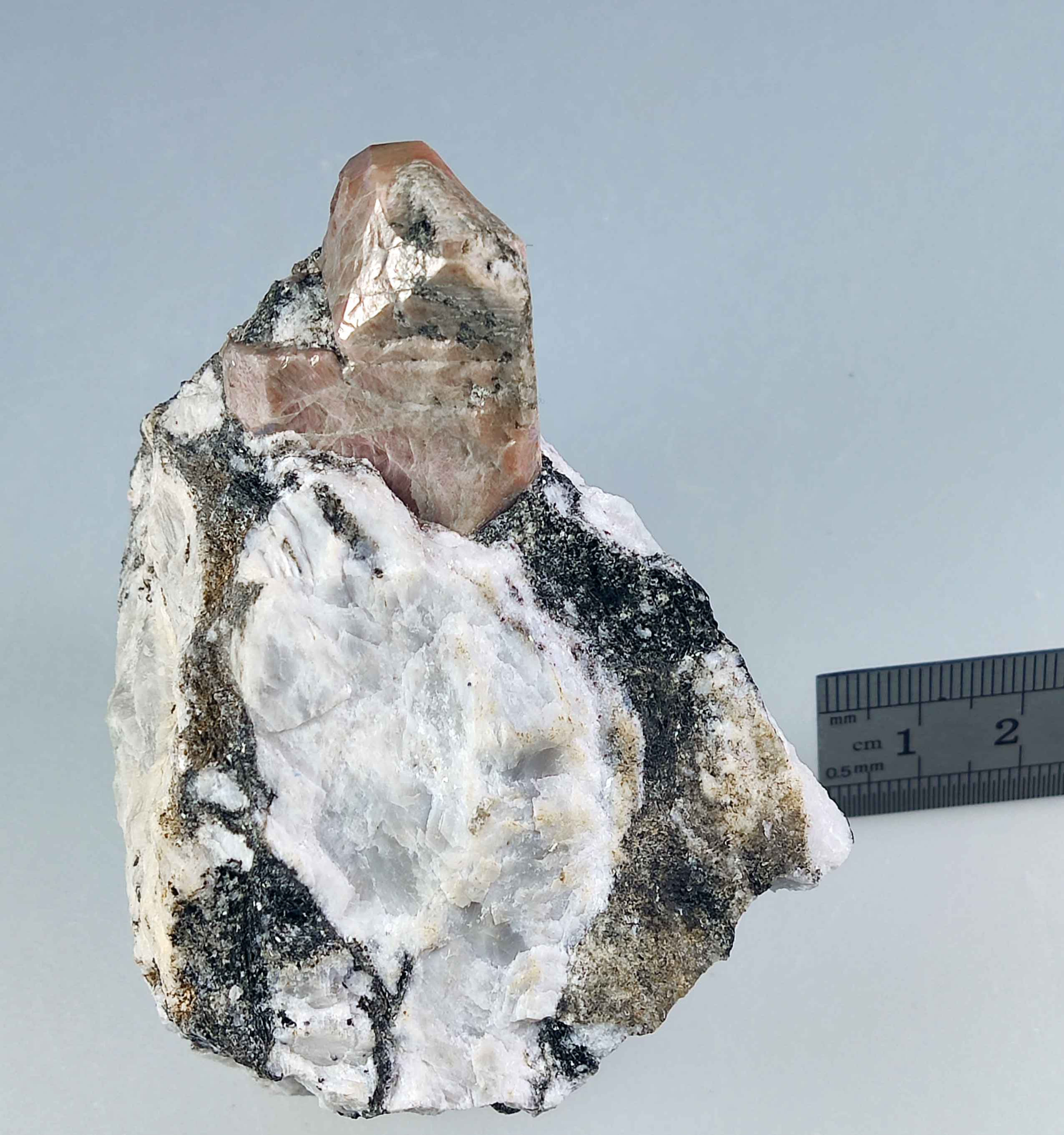 Zircon - Gridone, Centovalli, Ticino, Switzerland