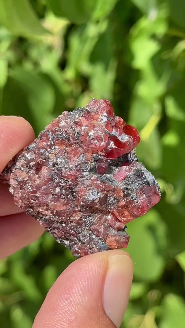 Thumbnail: Rhodonit auf Galenit – Broken Hill, New South Wales, Australien