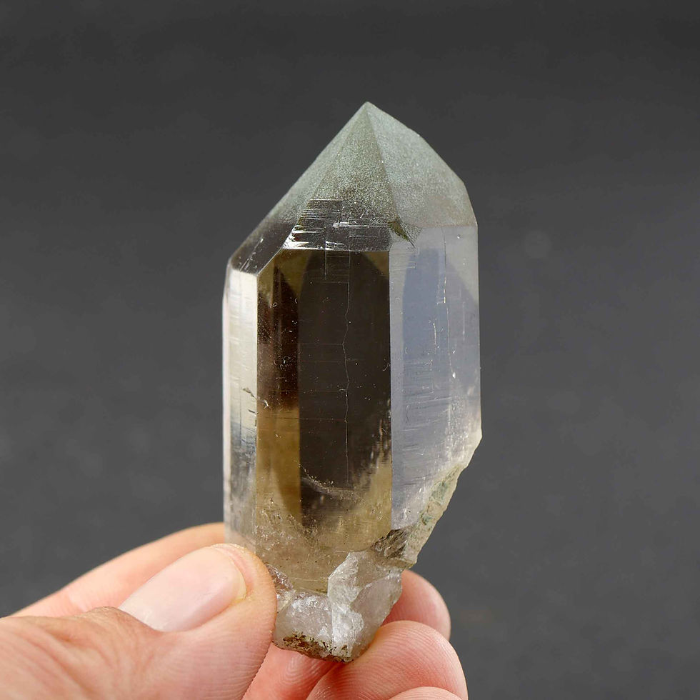 Thumbnail: Smoky quartz – Rienzenstock, Uri, Switzerland