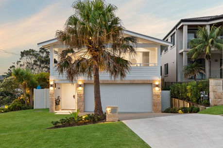 Custom new build Avalon Beach, NSW. Exterior finished product