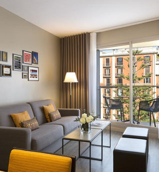 barcelona-spain-livingroom.jpeg