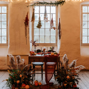 Maddie Farris Photography. Autumn Wedding Flowers Gibson Mill 