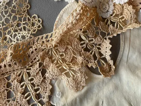 Um estudo em rendas I : uma breve história das rendas