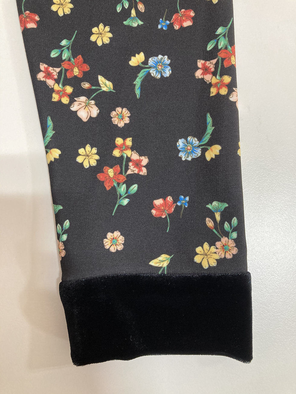 サムネイル： スーパービューティ　フラワープリントベロア切替ワンピース　2020AW SUPER BEAUTY 2026005