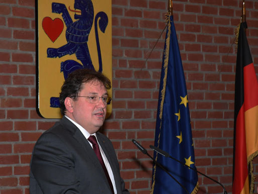 News exklusiv vom Landrat und Lob von ganz links