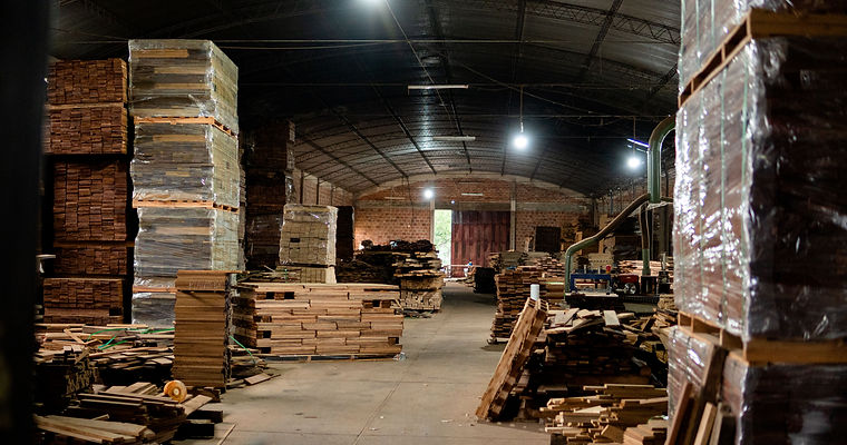 Entrepôt Paraguay bois tigerwood