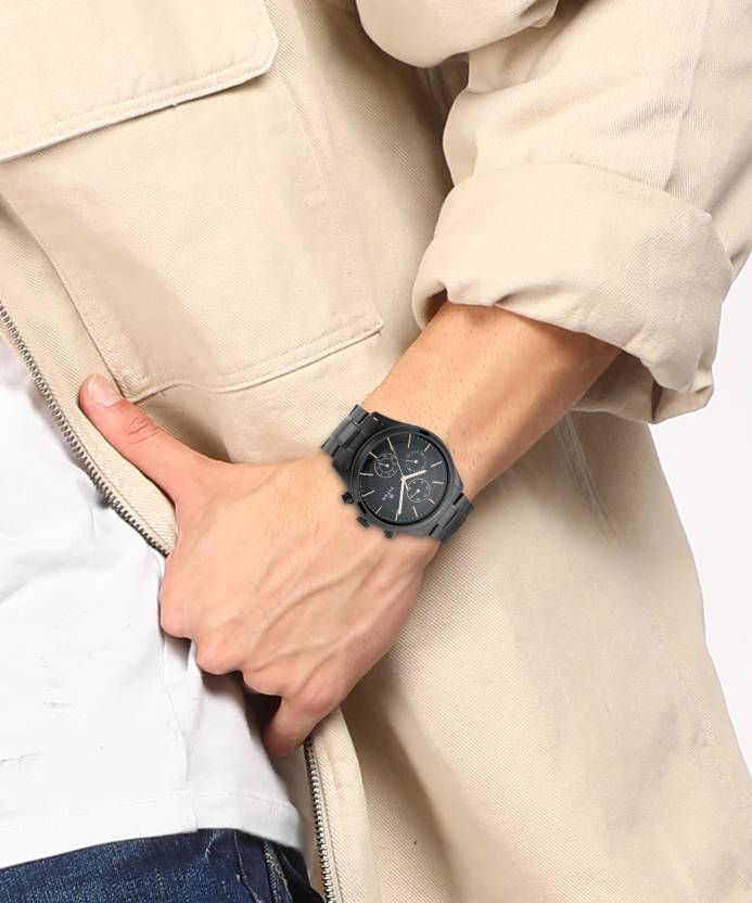 Workwear watch with black outlet dial & black metal strap