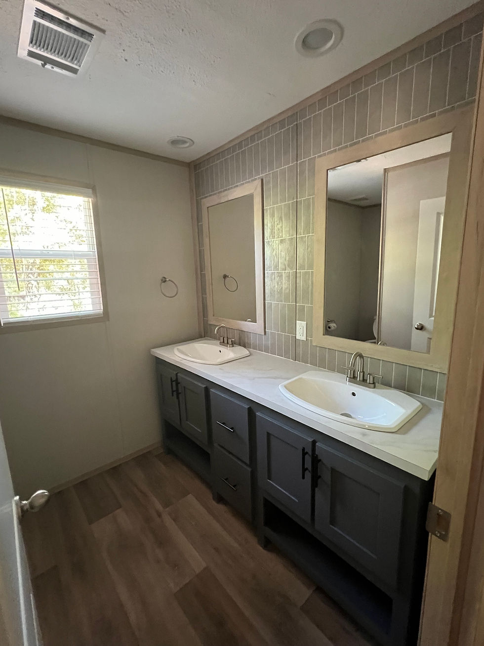 Thumbnail: 115 Pipers Landing Rd (3/2)