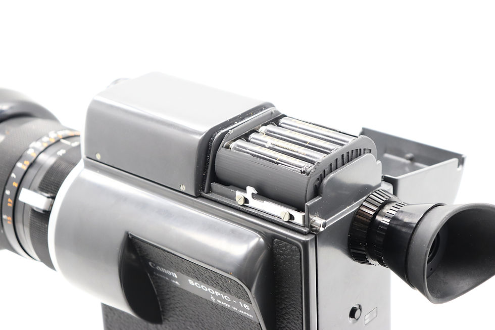 Thumbnail: Canon Scoopic-16 AAA Battery Pack