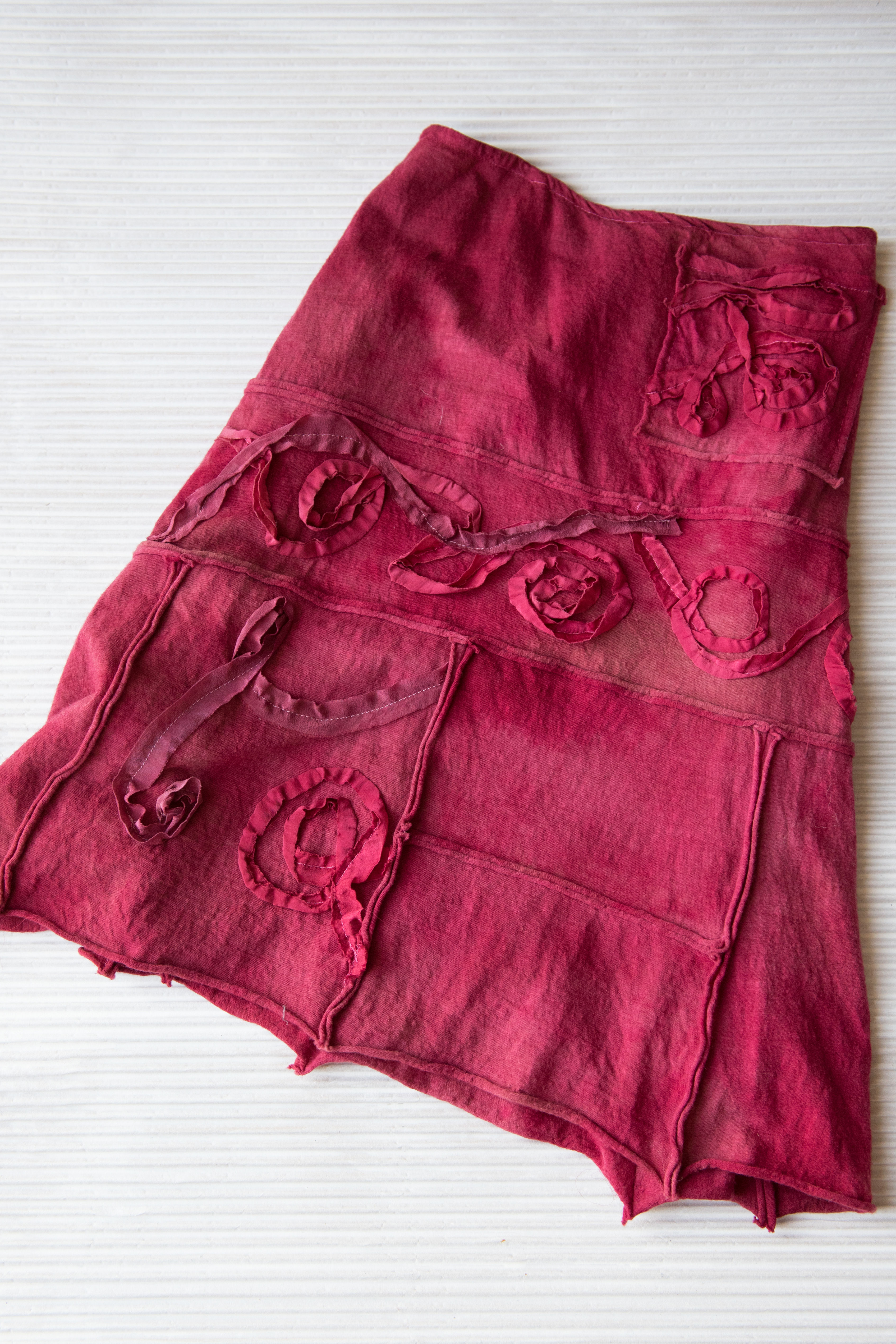 jupe en laine doublé en soie; grandeur 36/38 en stock