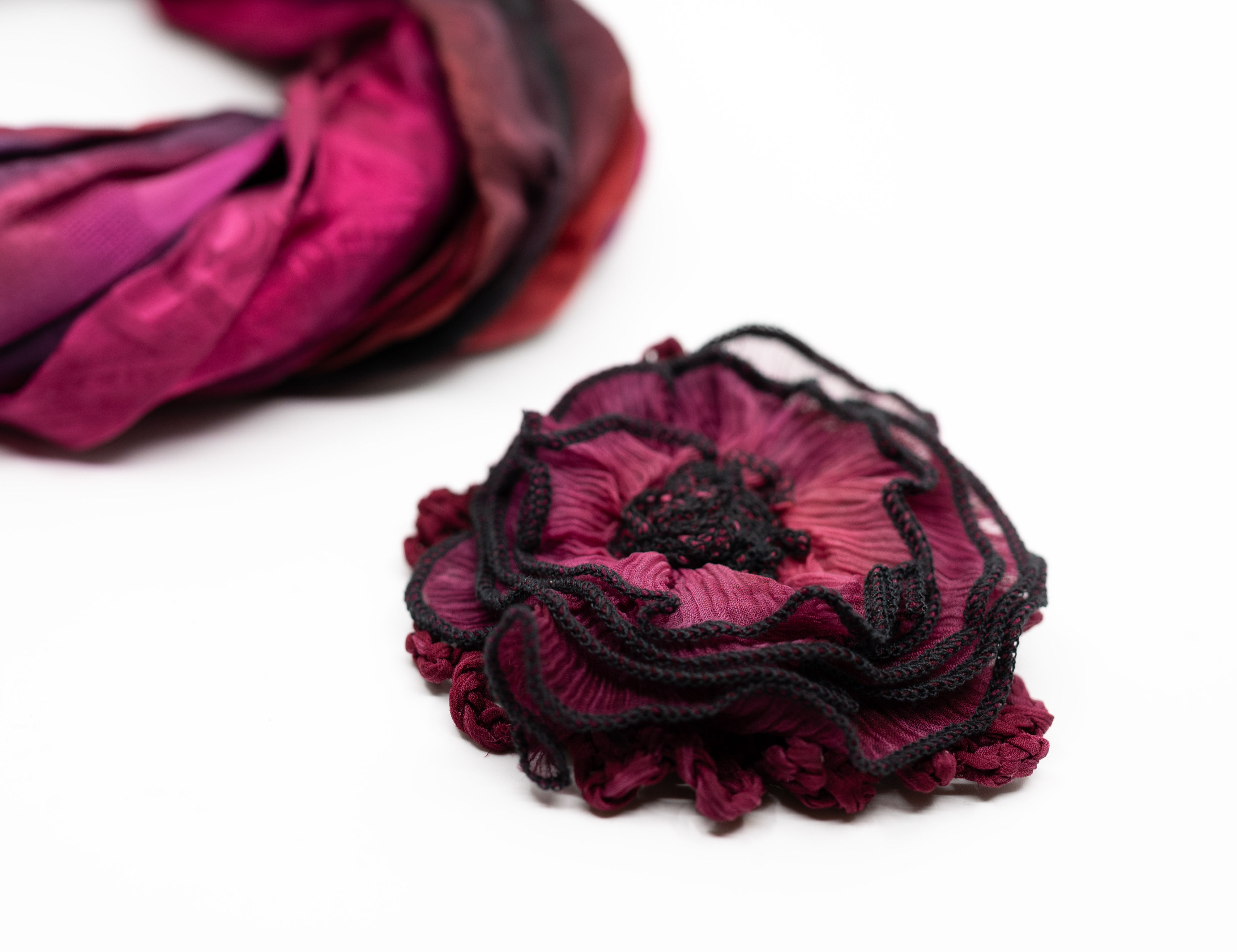 Fleur de soie magnétique