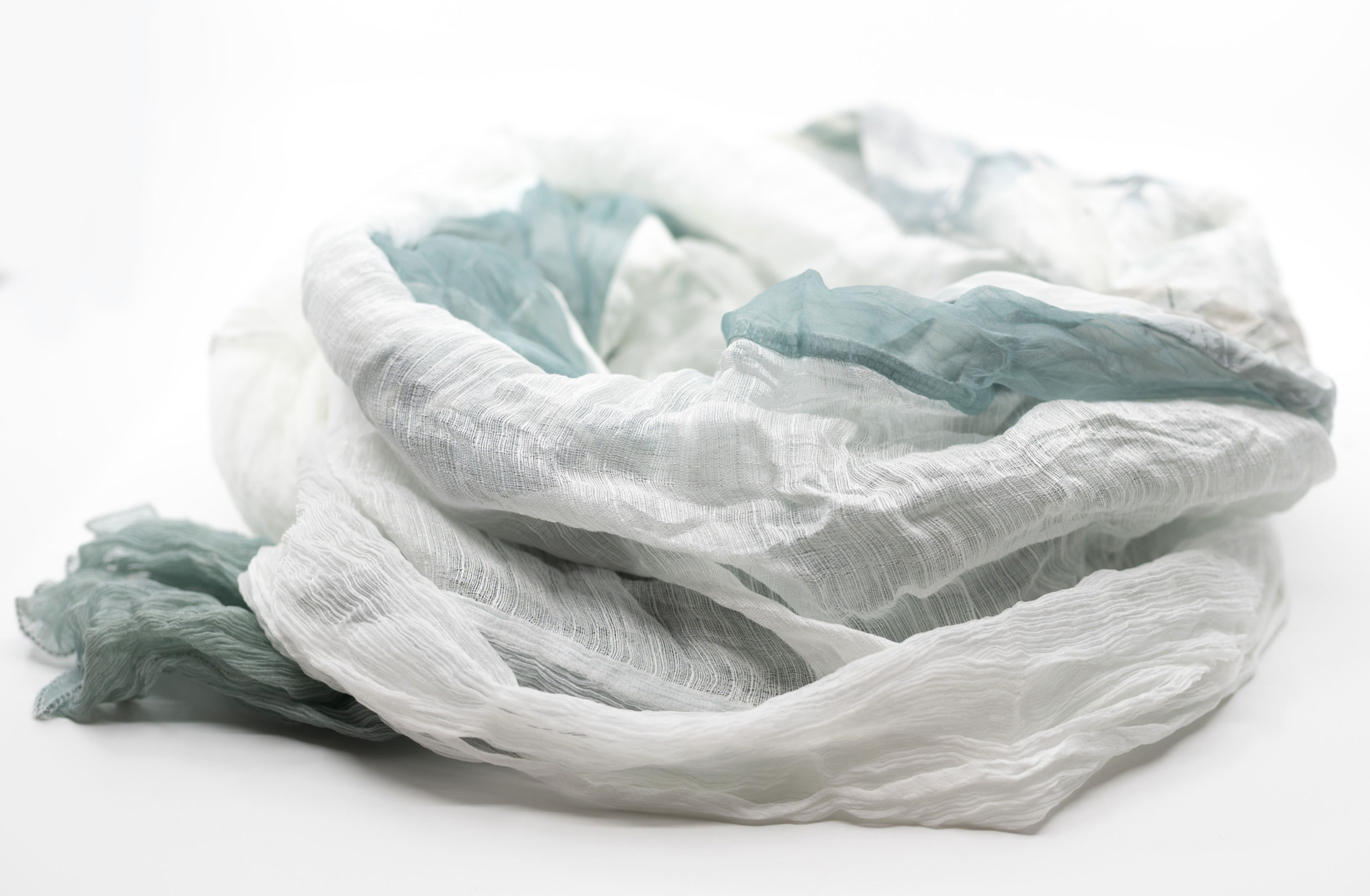 Châle en soie et lin avec mousseline de soie