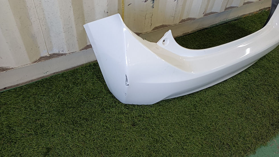 サムネイル： Toyota Aqua 2012 DAA-NHP10