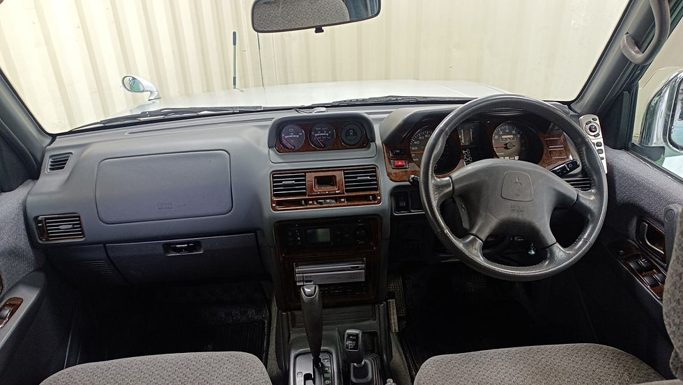 Thumbnail: Mitsubishi Pajero 1998 V45W