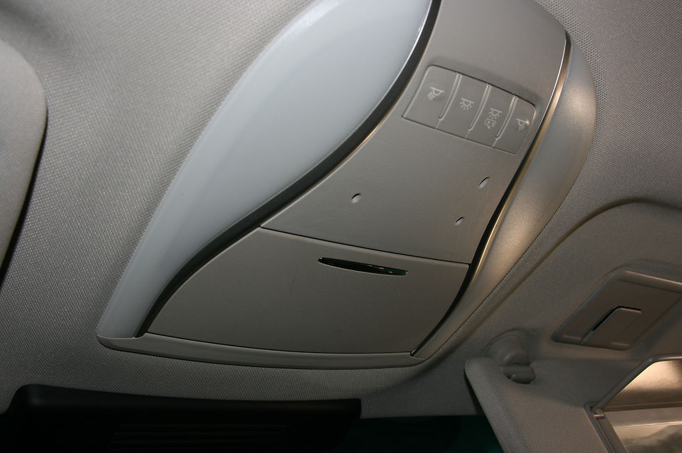 サムネイル： Mitsubishi Proudia 2012 BY51
