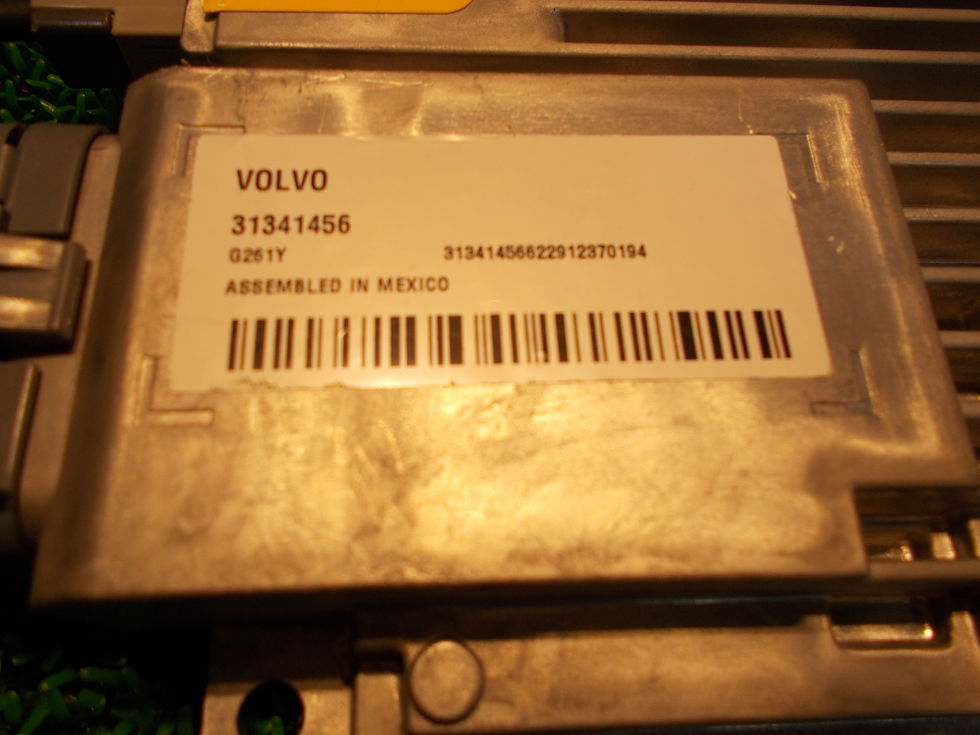 الصورة المصغرة: Volvo V60 2012  DBA-FB4164T