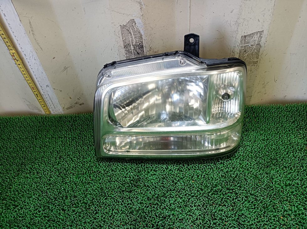 サムネイル： SUZUKI Every Wagon 2002 DA62W