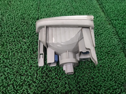 Front Turn Signal Light ( R + L ) TOYOTA Aqua Hybrid 2013 DAA