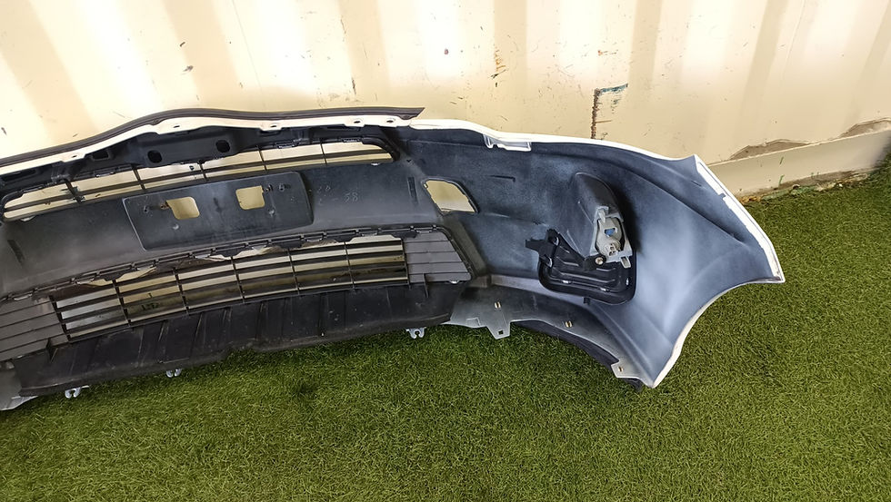 サムネイル： Toyota Aqua 2012 DAA-NHP10