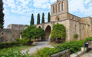 bellapais-manastırı.jpg