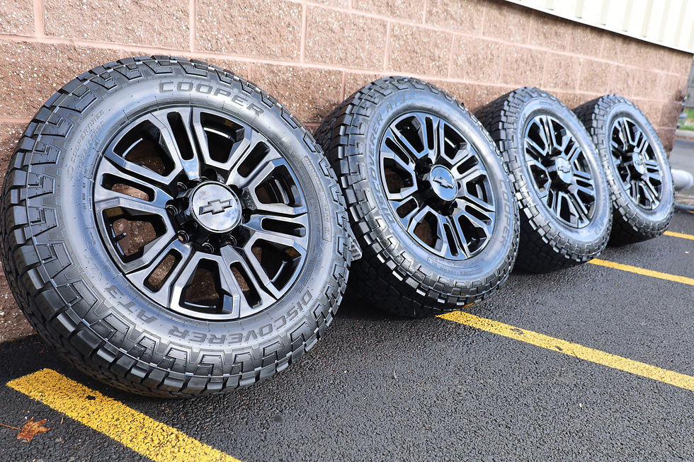 Thumbnail: 20'' Gloss Black 8x180 Chevy/GM 2500 HD Duramax Wheels on 275/65/20 Cooper AT3s