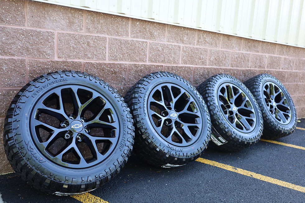 Thumbnail: 20'' Gloss Black Snowflakes Chevy/GMC Denali Silverado