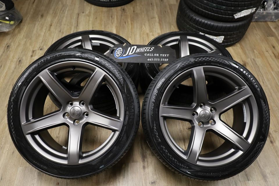 Thumbnail: Dodge Charger/Challenger/Hellcat/392 Wheels/Nitto Tires