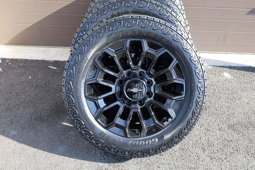 Thumbnail: 22'' Gloss Black High Country Wheels/Chevy 2500 HD Duramax Denali 8x180