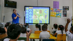 Roatán se suma al inicio del año escolar nacional con enfoque en educación de calidad.