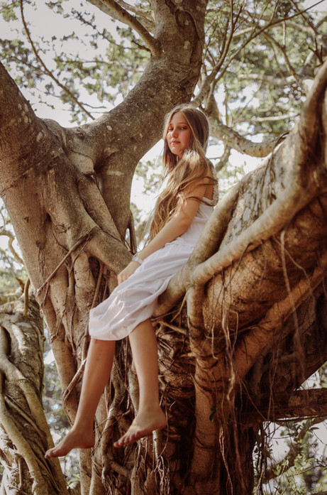 Libi on a tree in Cooper City, Florida with Petit Moses Photography
