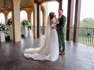 A Rainy Fall Wedding at Montaluce Winery in Dahlonega, Georgia