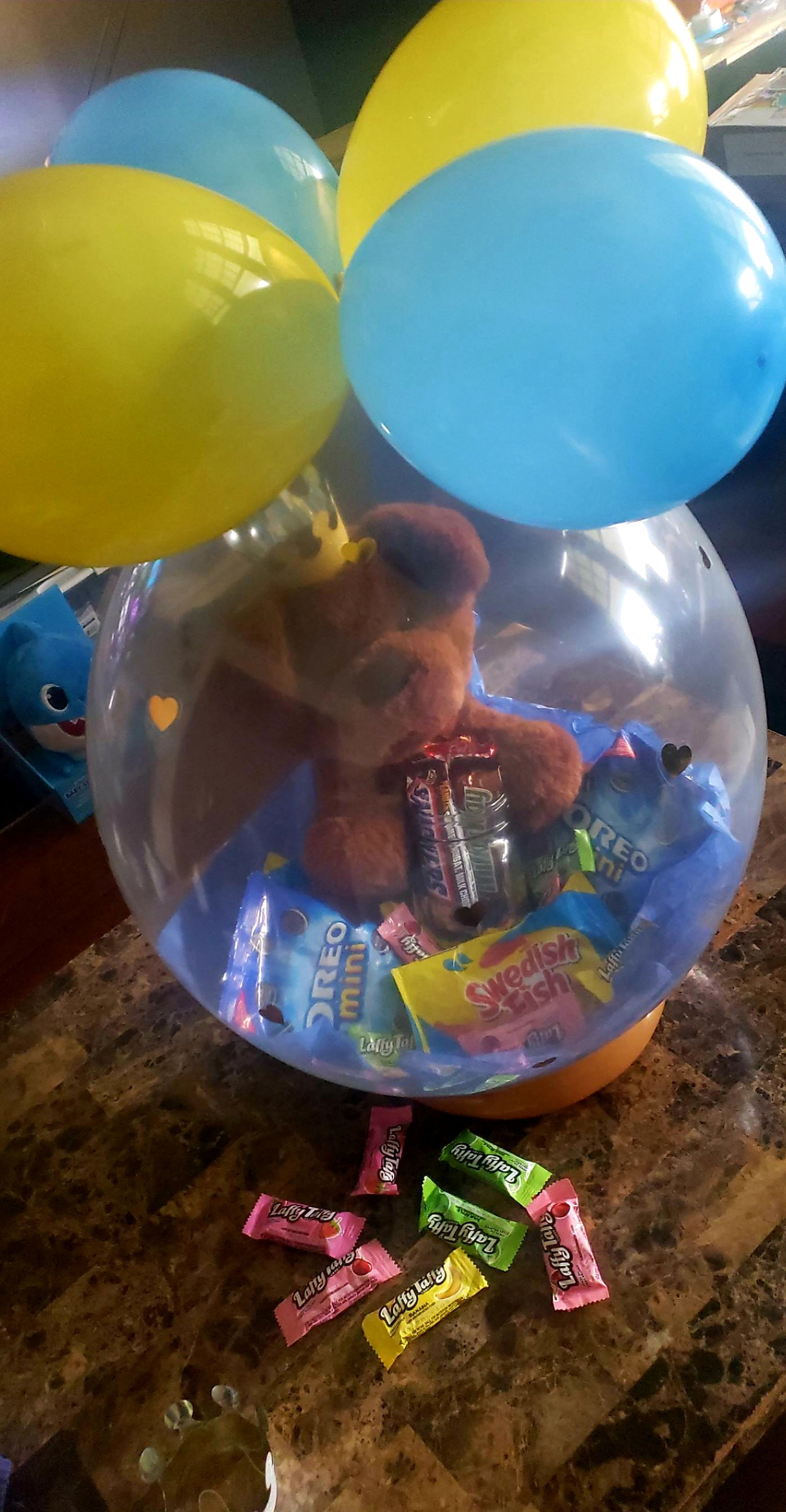Big Stuffed Snacks & Bear Balloon