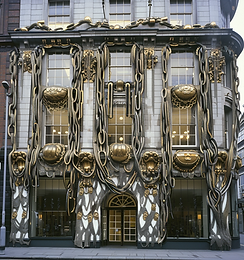 Chains of Glamour: 
A Maximalist Multi Space Fashion Realm