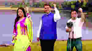 Devendra Fadnavis with Amruta Fadnavis in the river conservation video
