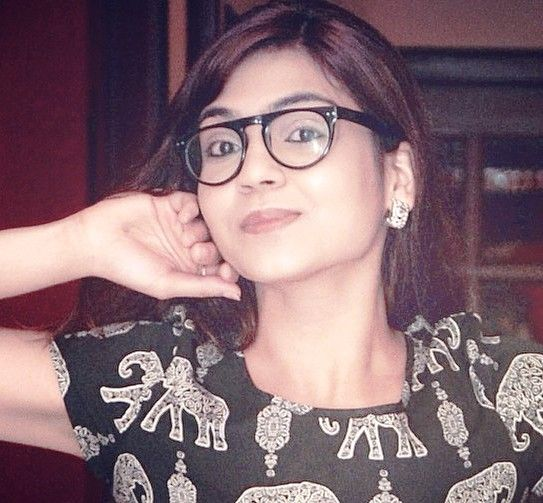 Alka Yagnik Height In Feet - Music Mancanegara Alka Yagnik Height In Feet - Music Mancanegara